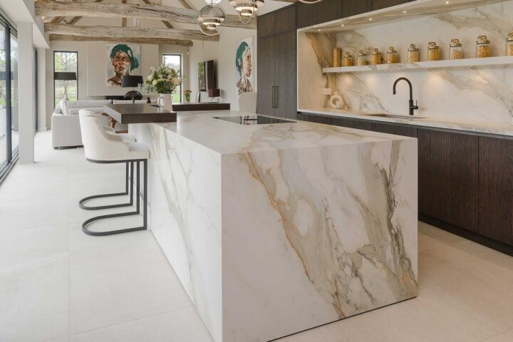 Calacatta Hermitage White Gold MB17 - Image 13