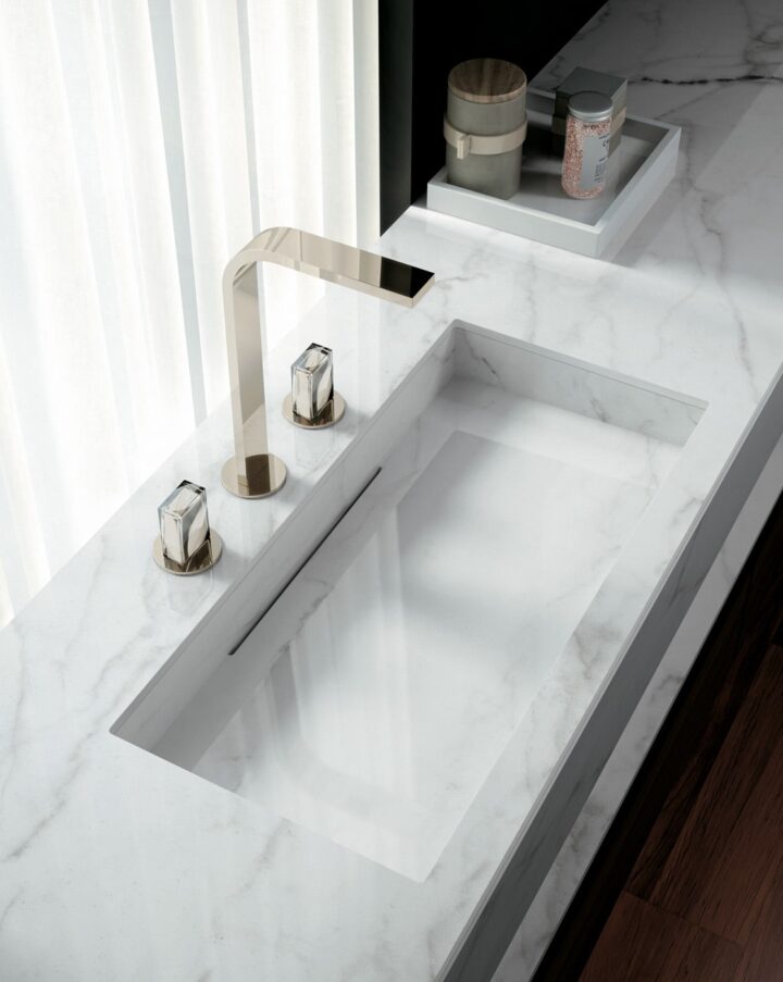 Calacatta Glory White MB07 - Image 2